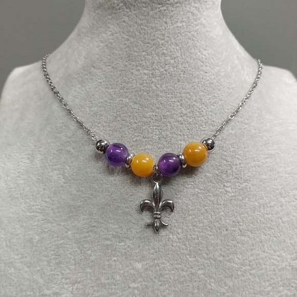 Fleur De Lis Amethyst Jade Bead Necklace Natural Gemstone LSU Purple & Gold NOLA - Picture 1 of 17